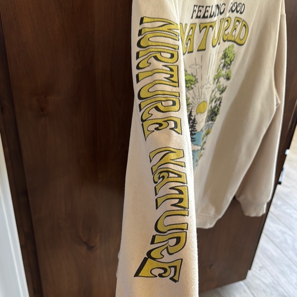 Women's Cream Sweatshirt- Floral Nurture Nature Design - Picture 4 of 4